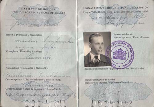 Passport issued to John Van Runt, 1933. Canadian Museum of Immigration at Pier 21 (DI2013.1575.5).