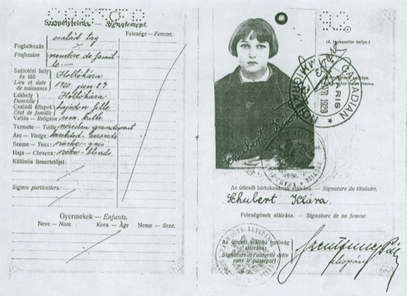 Klara Schubert's Hungarian passport, 1929. Canadian Museum of Immigration at Pier 21 (DI2013.1462.1).