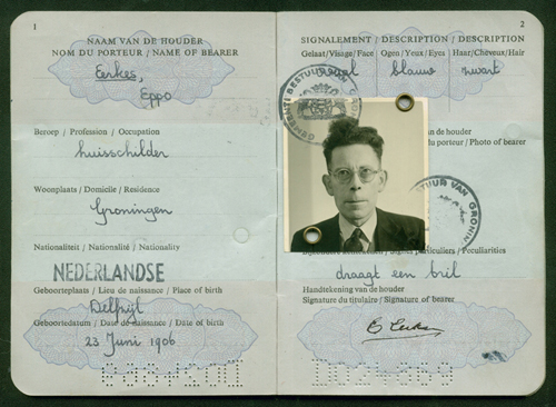 Passport issued to Eppo Eerkes. Canadian Museum of Immigration at Pier 21 (DI2013.1544.2).