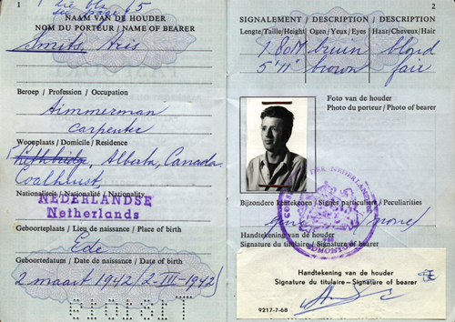 Passport issued to Aris Smit. Canadian Museum of Immigration at Pier 21 (DI2013.1564.1).