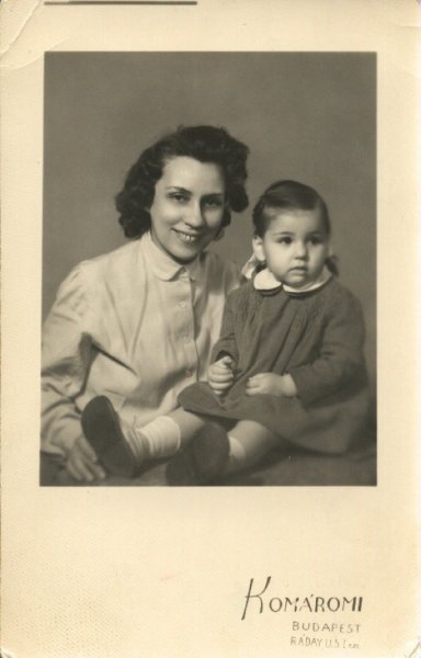 Gaby Nilof and her mother, Erzesbeth, in Hungary . Canadian Museum of Immigration at Pier 21 (DI2013.1348.7).